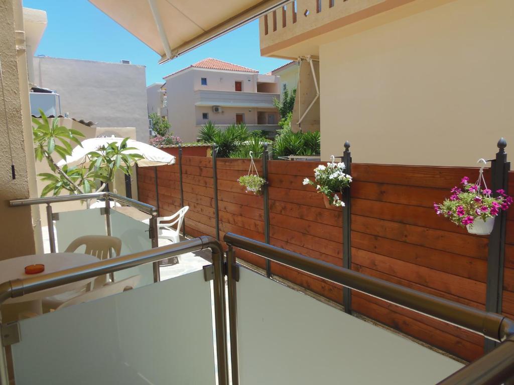 Angelica Studios And Apartments Agia Marina 部屋 写真