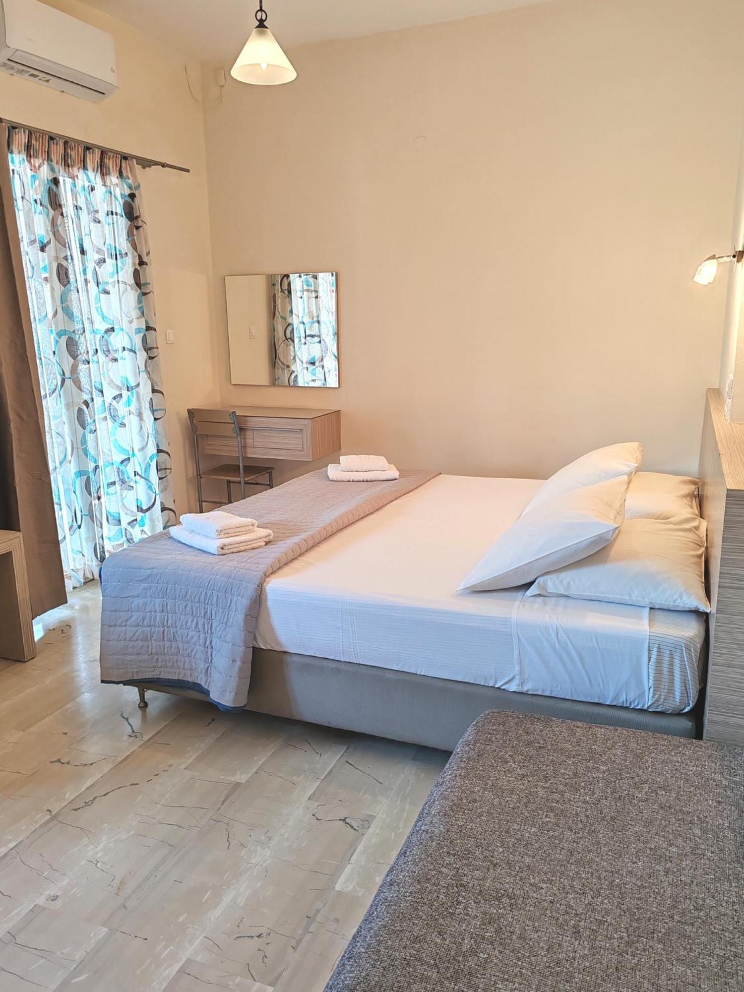 Angelica Studios And Apartments Agia Marina エクステリア 写真