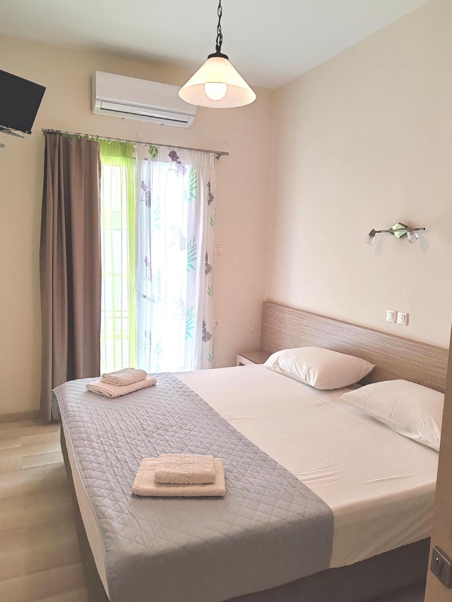 Angelica Studios And Apartments Agia Marina エクステリア 写真